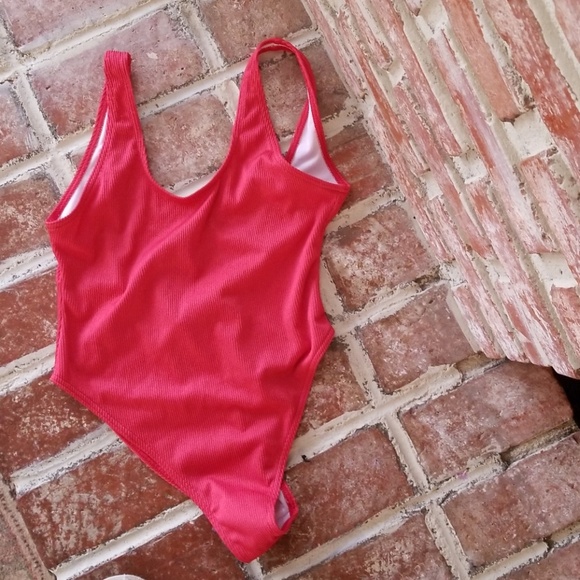 Missguided lowback high cut one piece. - Picture 2 of 6